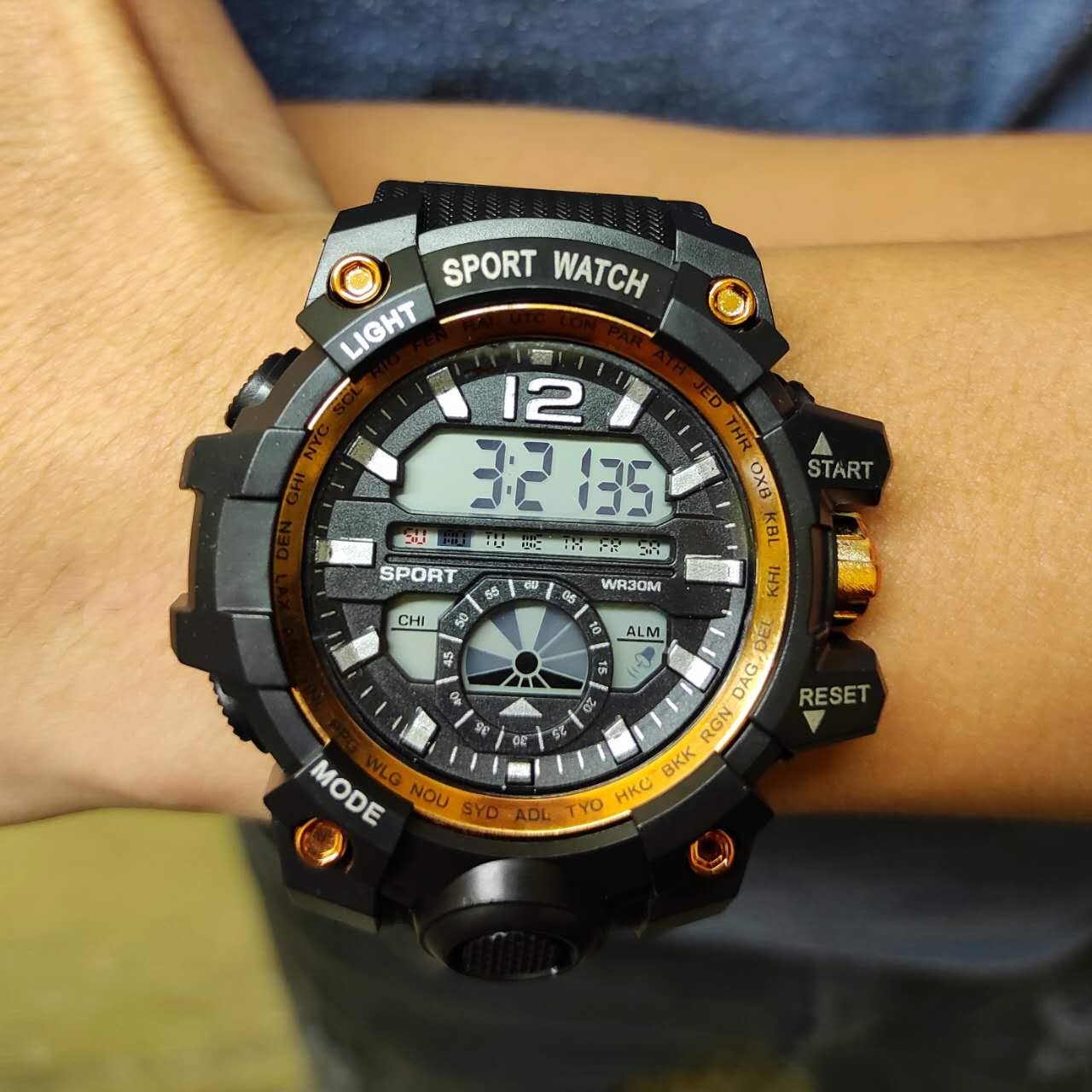 RELOJ N°102 - Imagen 2