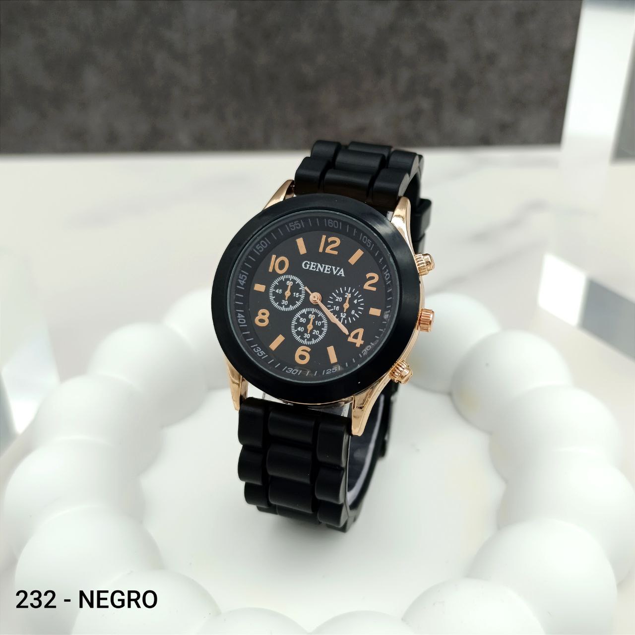 RELOJ N°232